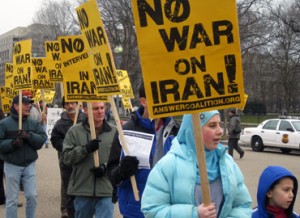 no-war-on-iran-02-04-12-picket-large