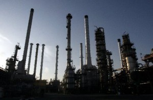 iranian-oil-refinery