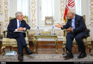 zarif and straw2
