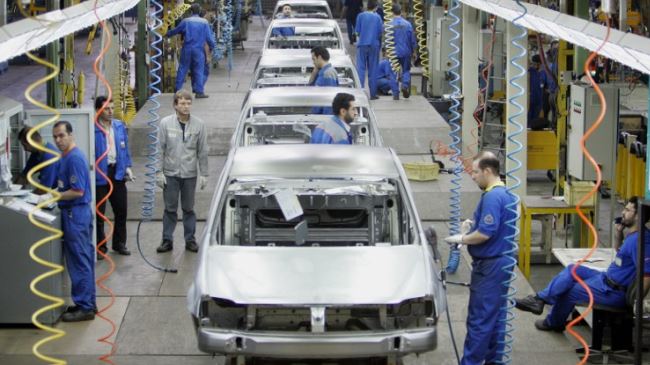 Renault car assembly line