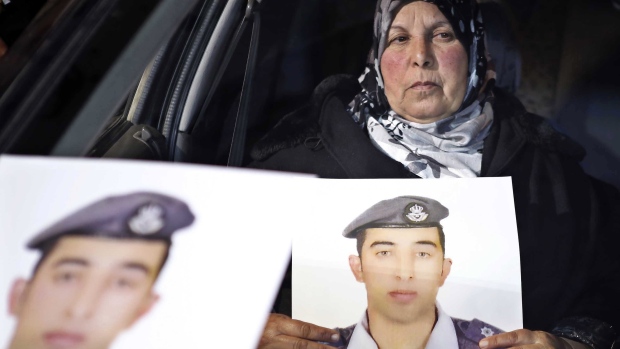 Jordanian pilot muath al kaseabaeh